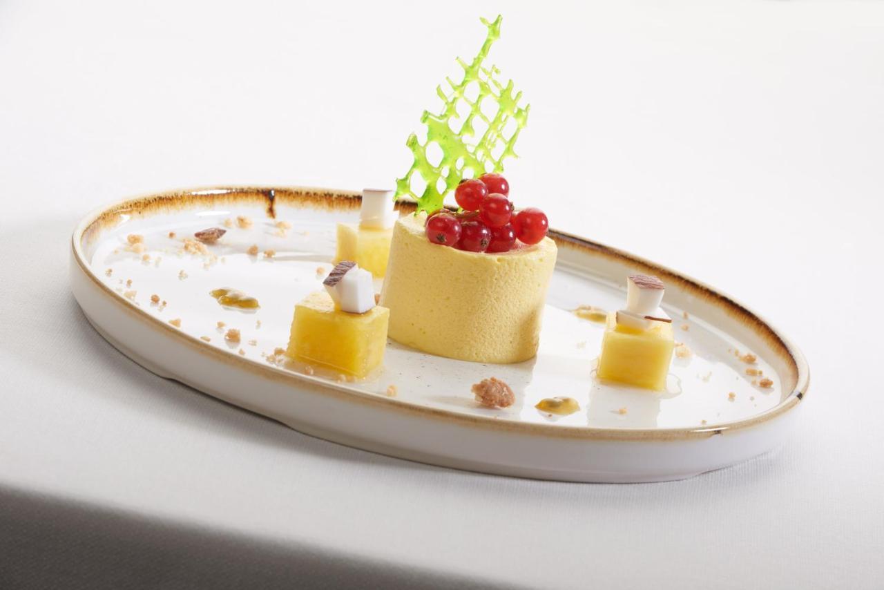 Hotel Ristorante Sogno San Felice del Benaco Bagian luar foto