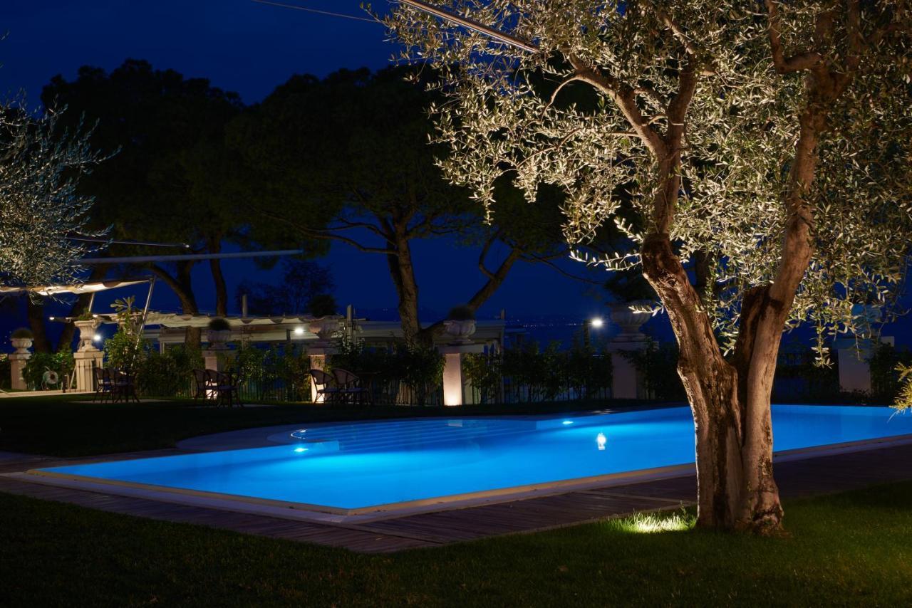 Hotel Ristorante Sogno San Felice del Benaco Bagian luar foto