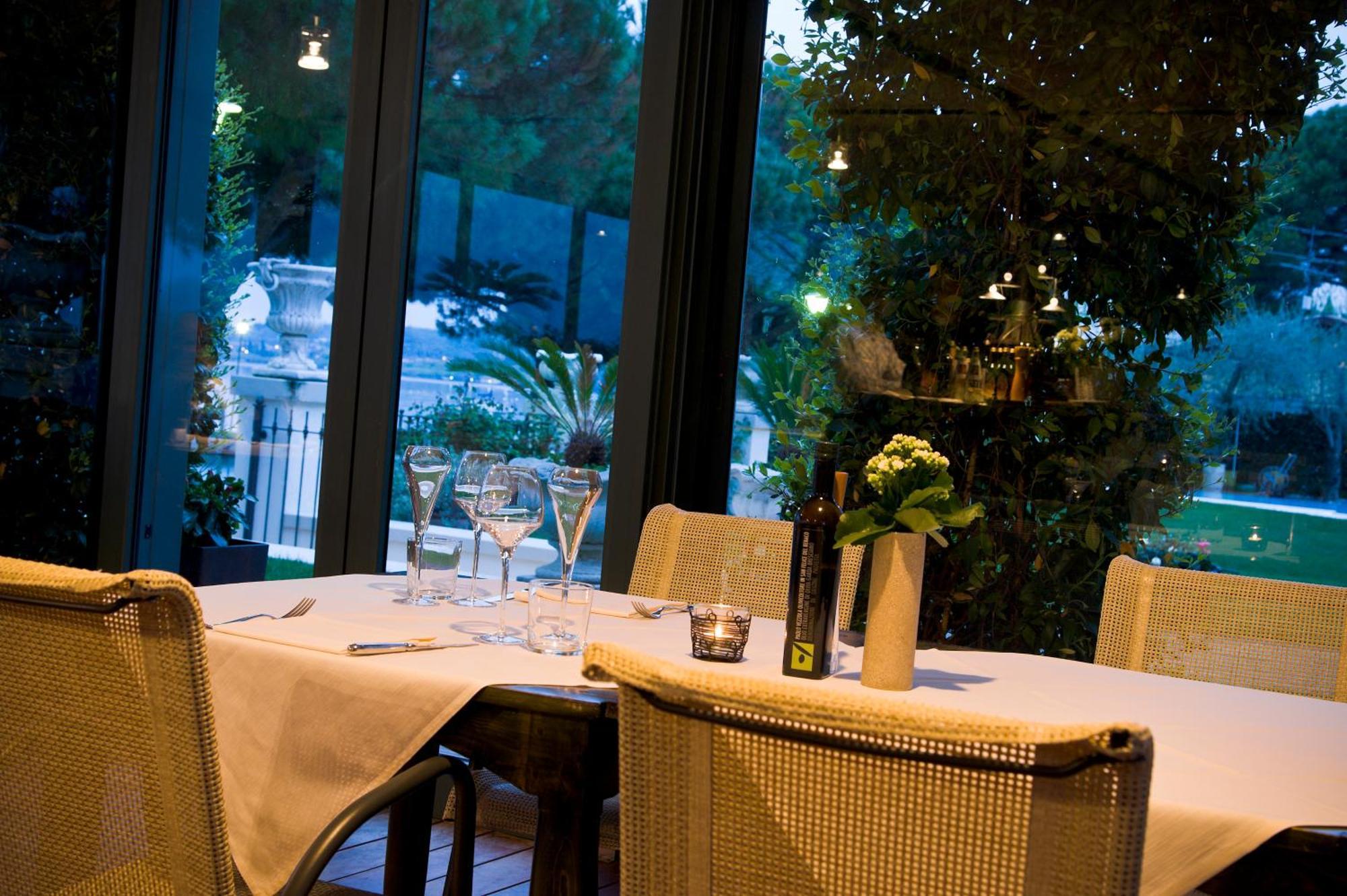 Hotel Ristorante Sogno San Felice del Benaco Bagian luar foto