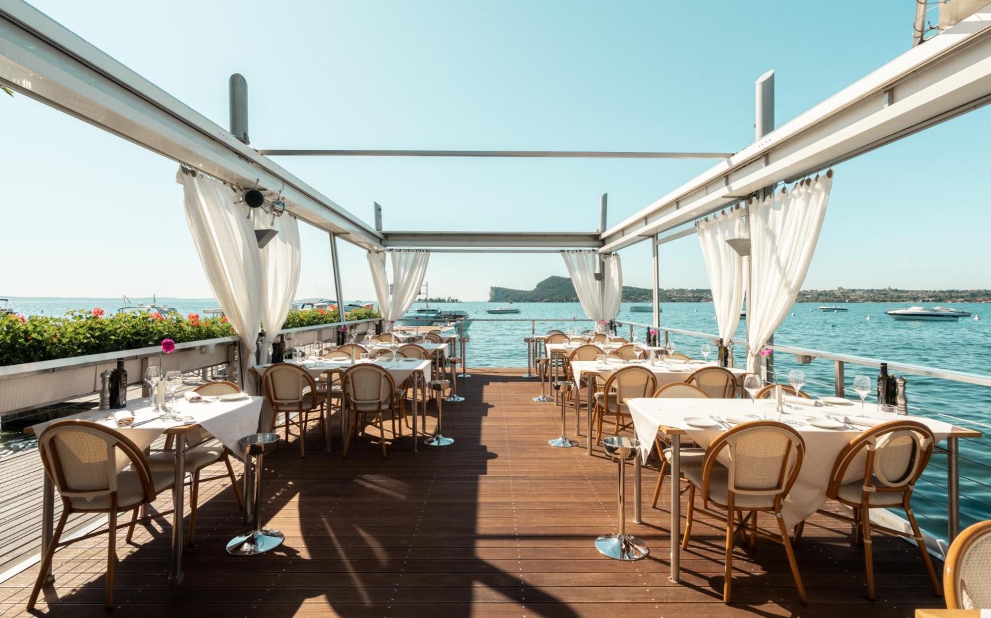 Hotel Ristorante Sogno San Felice del Benaco Bagian luar foto