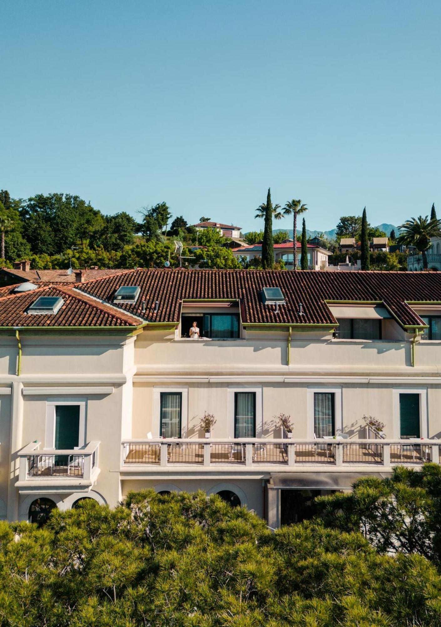 Hotel Ristorante Sogno San Felice del Benaco Bagian luar foto